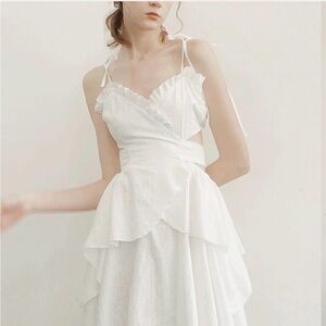 Elegant White Layered Dress